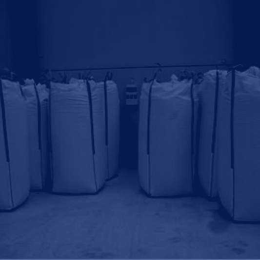 Big-bags Con capacidad de 1100 kg. dispone de válvula de descarga inferior.